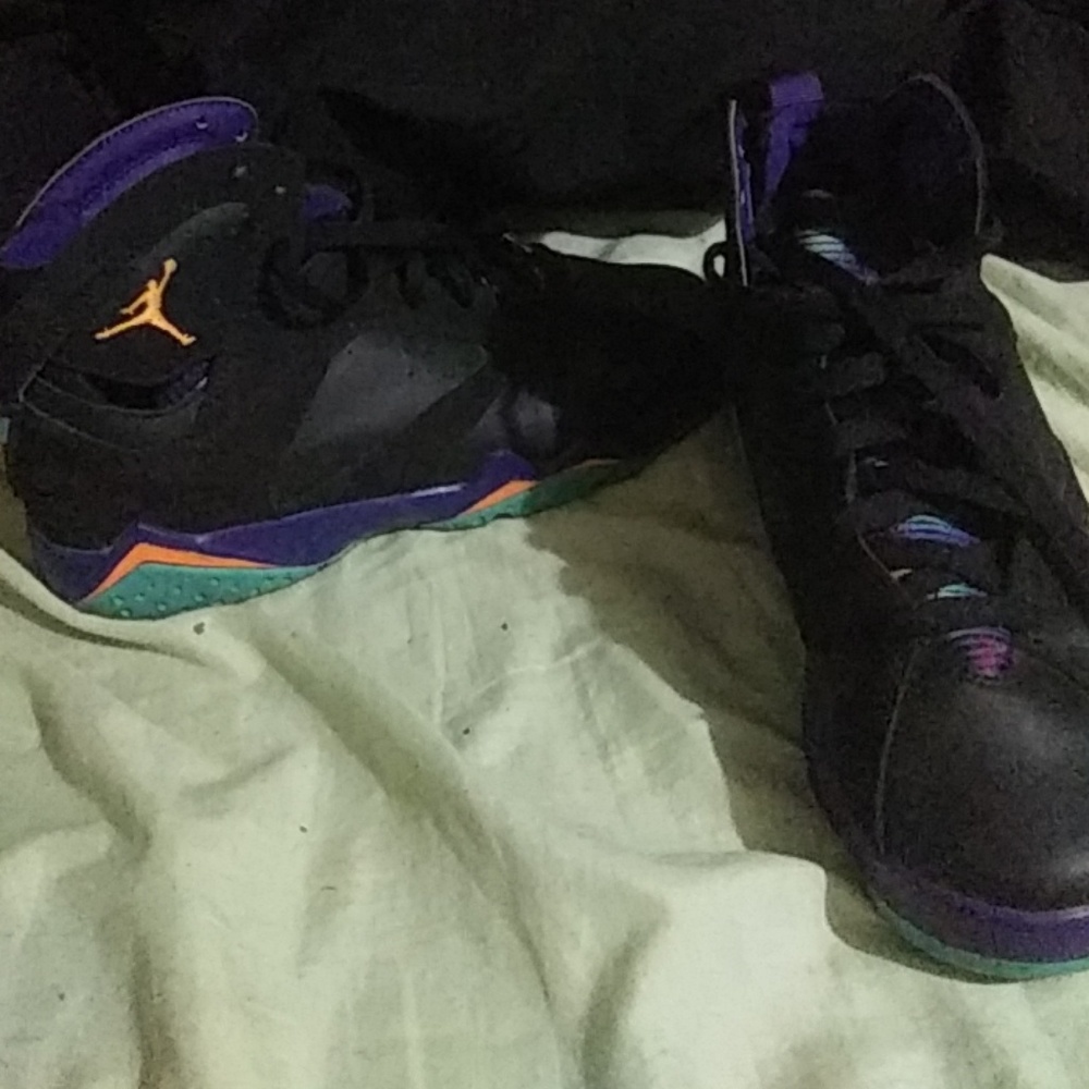 Air Jordan Retro 30th Gs "Lola Bunny"